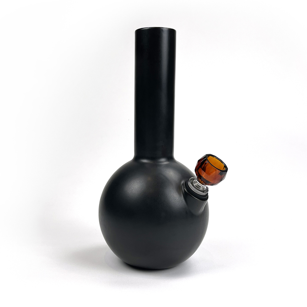 Pamir ceramic bong in charcoal finish with Schott spherical faceted borosilicate bong bowl in amber by Zoot Stoneware.