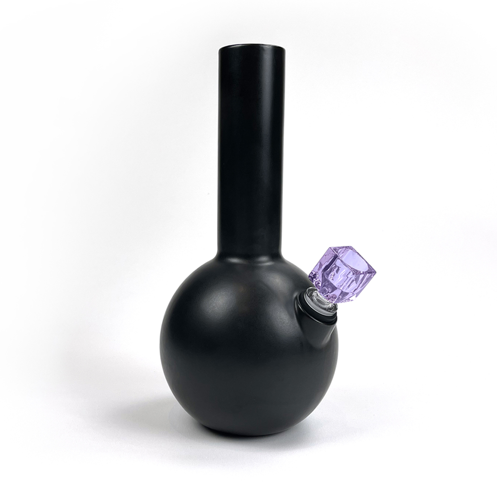 Pamir ceramic bong in charcoal finish with Vera square faceted borosilicate bong bowl in amethyst by Zoot Stoneware.